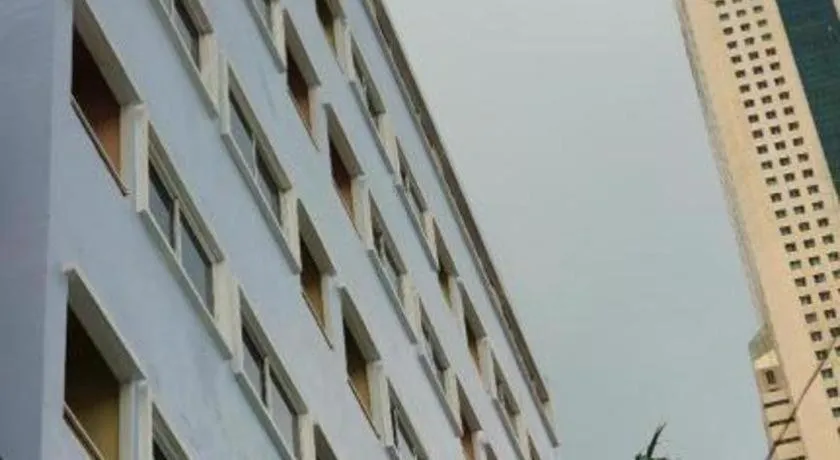 J Two S Pratunam Hotel