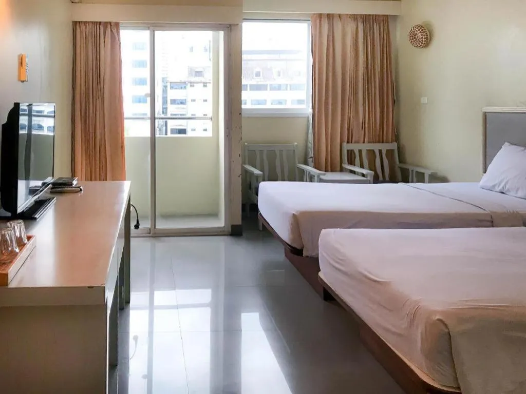 Bed in J Two S Pratunam Hotel