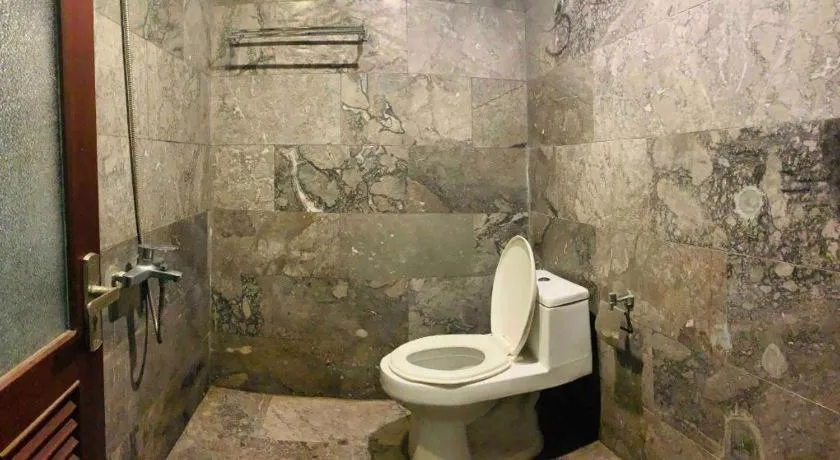 Whale Ocean View Hotel