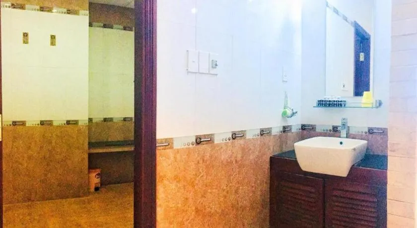 Whale Ocean View Hotel