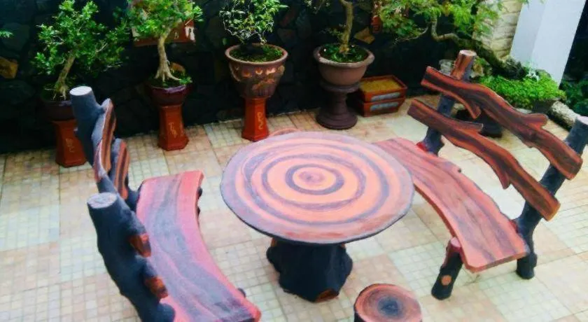 Whale Ocean View Hotel