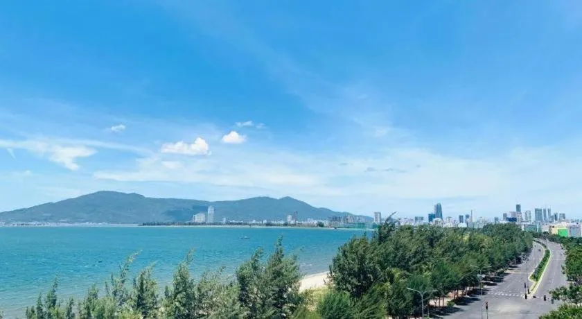 Whale Ocean View Hotel