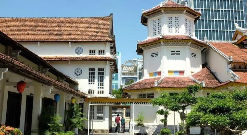 Whale Ocean View Hotel