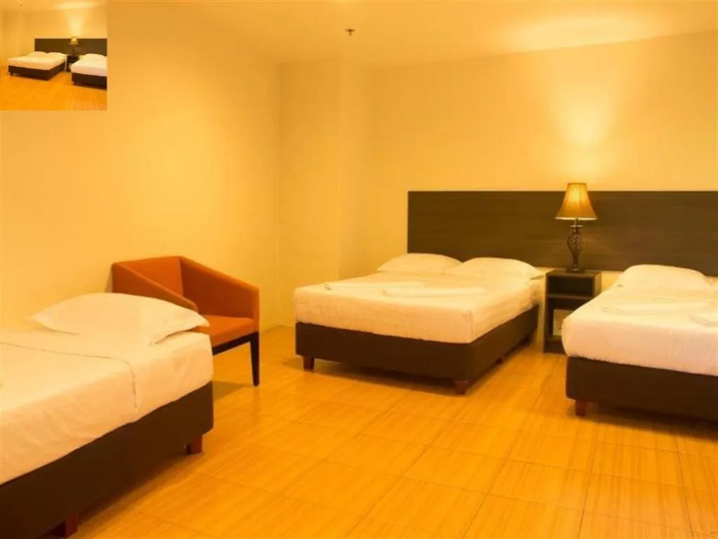 Bed in City Center Hotel