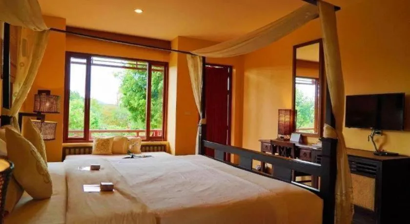 Bed in Valley Garden Resort