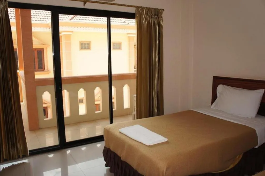 Bed in Chaleunehoung Hotel