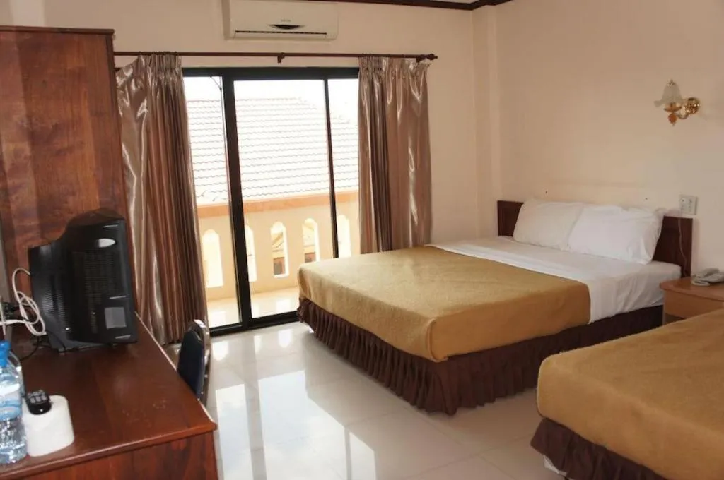 Bed in Chaleunehoung Hotel