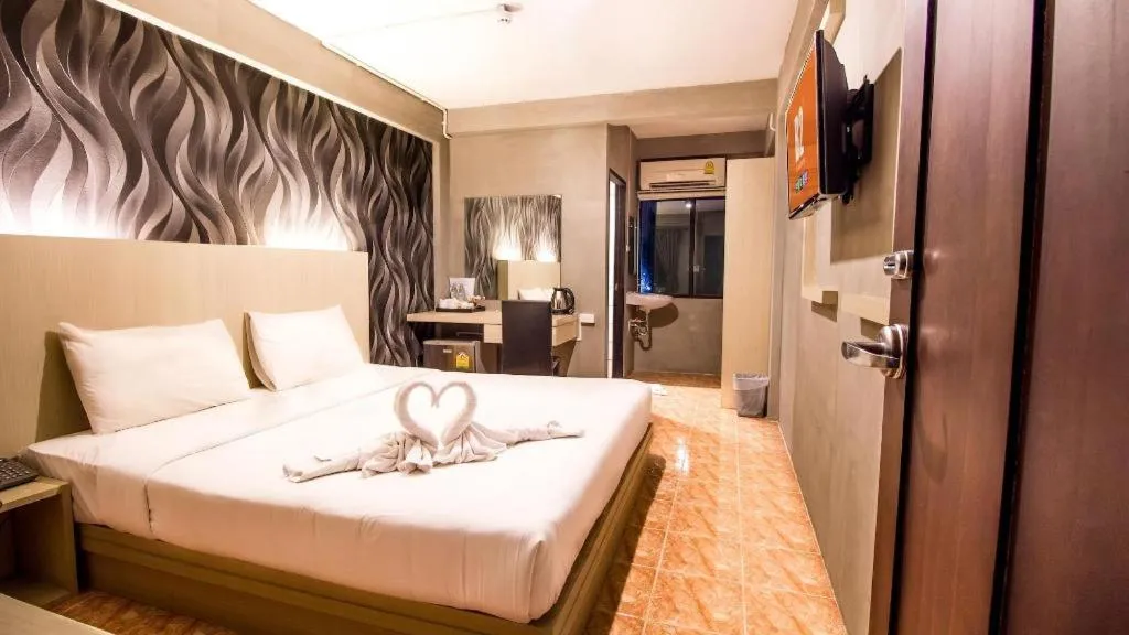 Bed in B2 Lanna Boutique & Budget Hotel