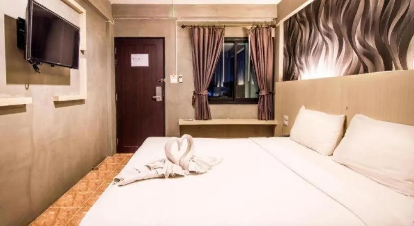 Bed in B2 Lanna Boutique & Budget Hotel