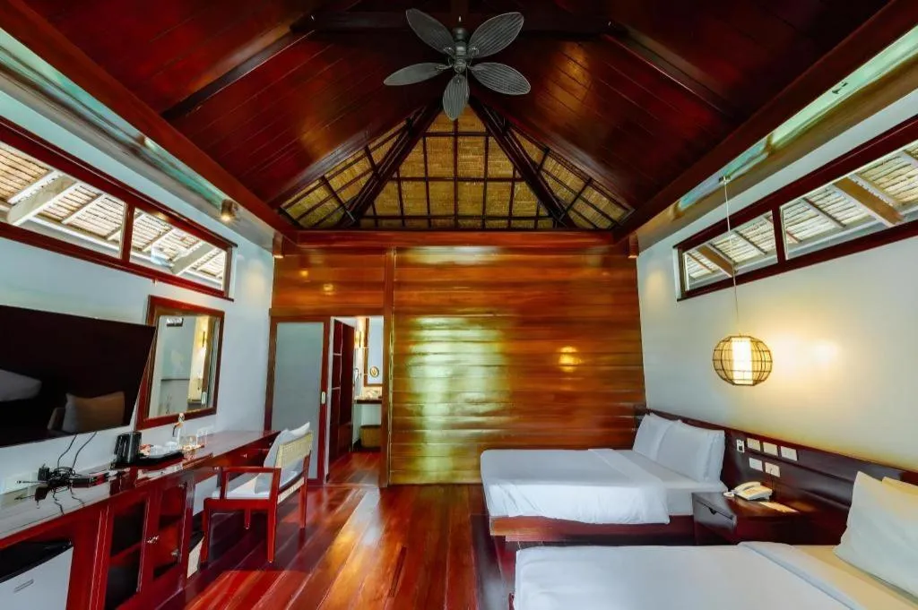 Bed in Isla Cabana Resort