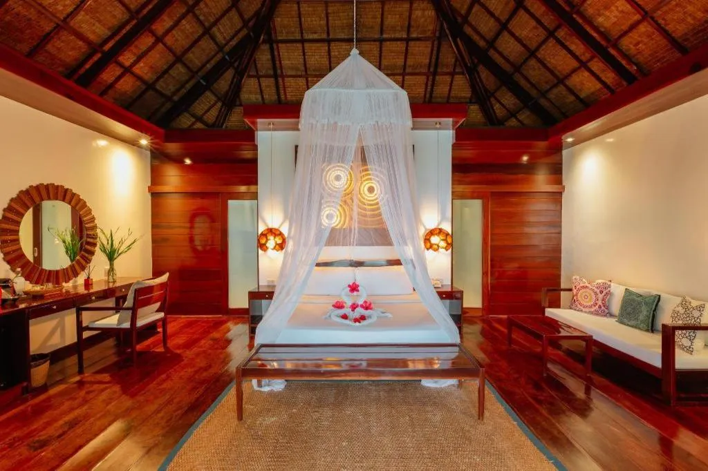 Bed in Isla Cabana Resort