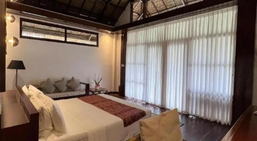 Bed in Isla Cabana Resort