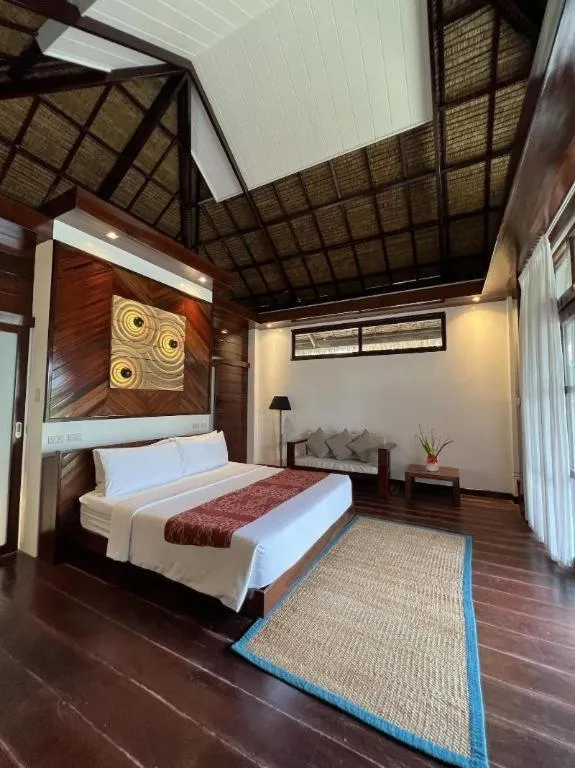 Bed in Isla Cabana Resort