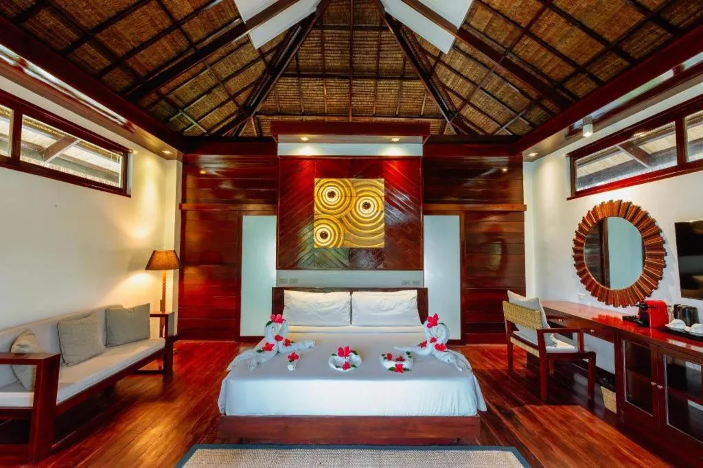 Bed in Isla Cabana Resort