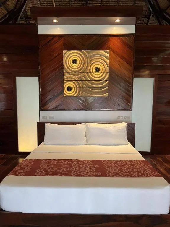 Bed in Isla Cabana Resort