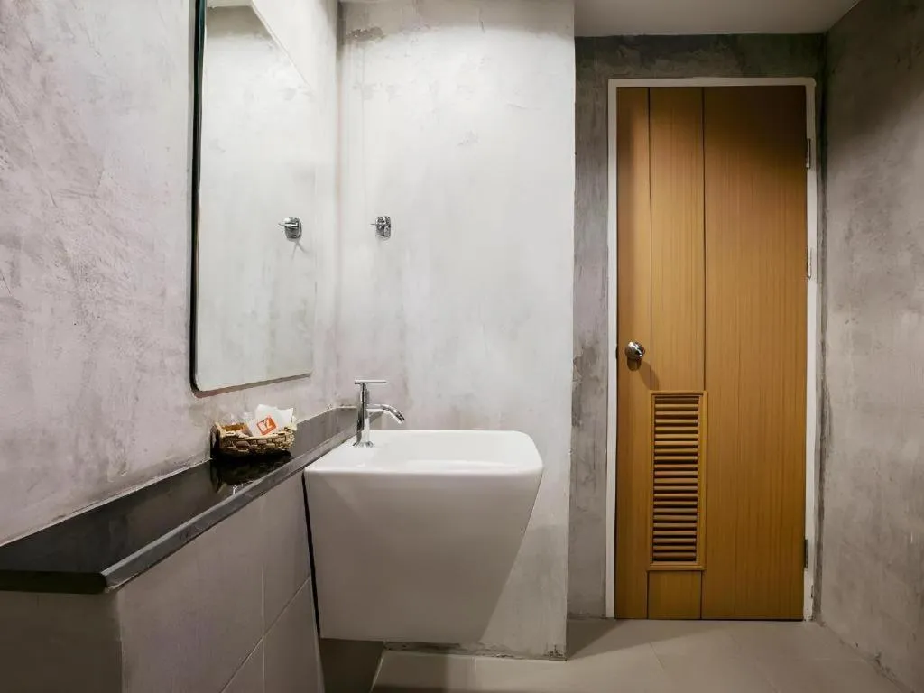 B2 Jomtien Pattaya Boutique & Budget Hotel