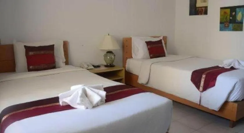 Bed in Central Place Hotel