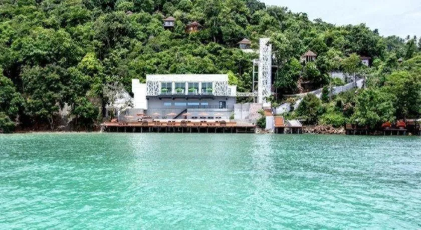 Villa 360 Resort and Spa