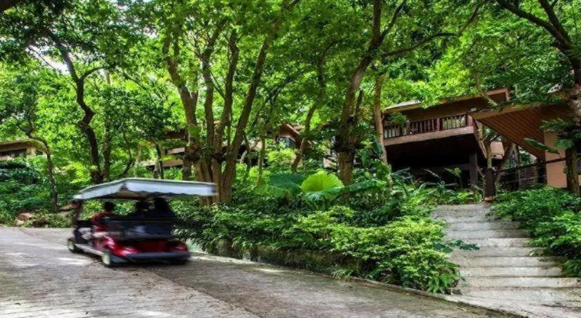 Villa 360 Resort and Spa