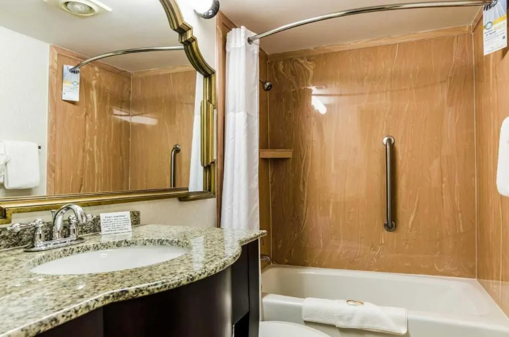 Quality Inn & Suites