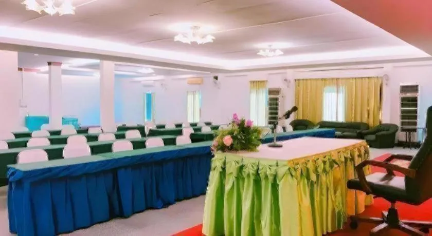 Beverly Hill Park Hotel