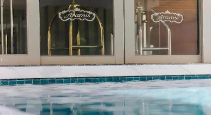 Aramis Hotel