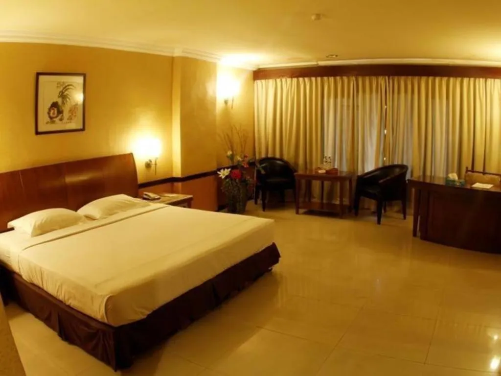 Bed in Hotel Banjarmasin International