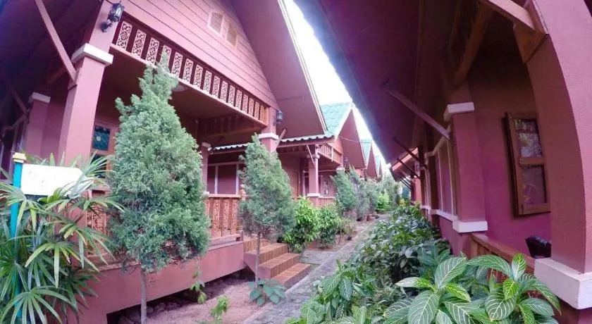 Chiangsan Goldenland Resort