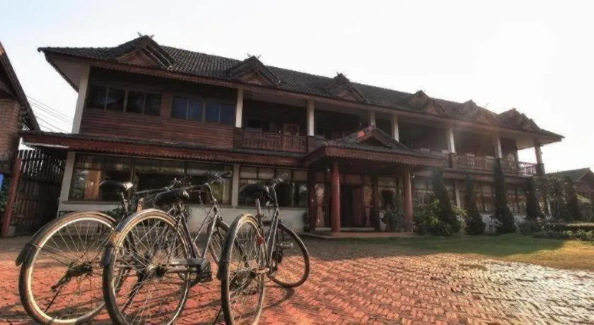 Chiangsan Goldenland Resort