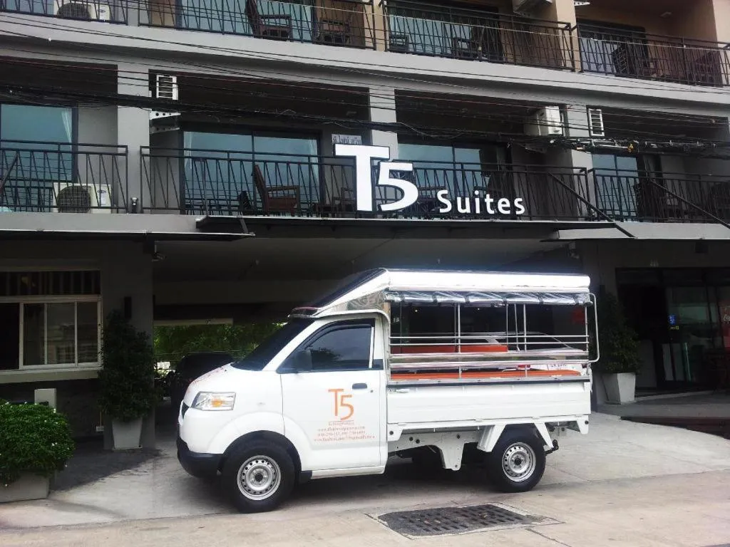 T5 Suites