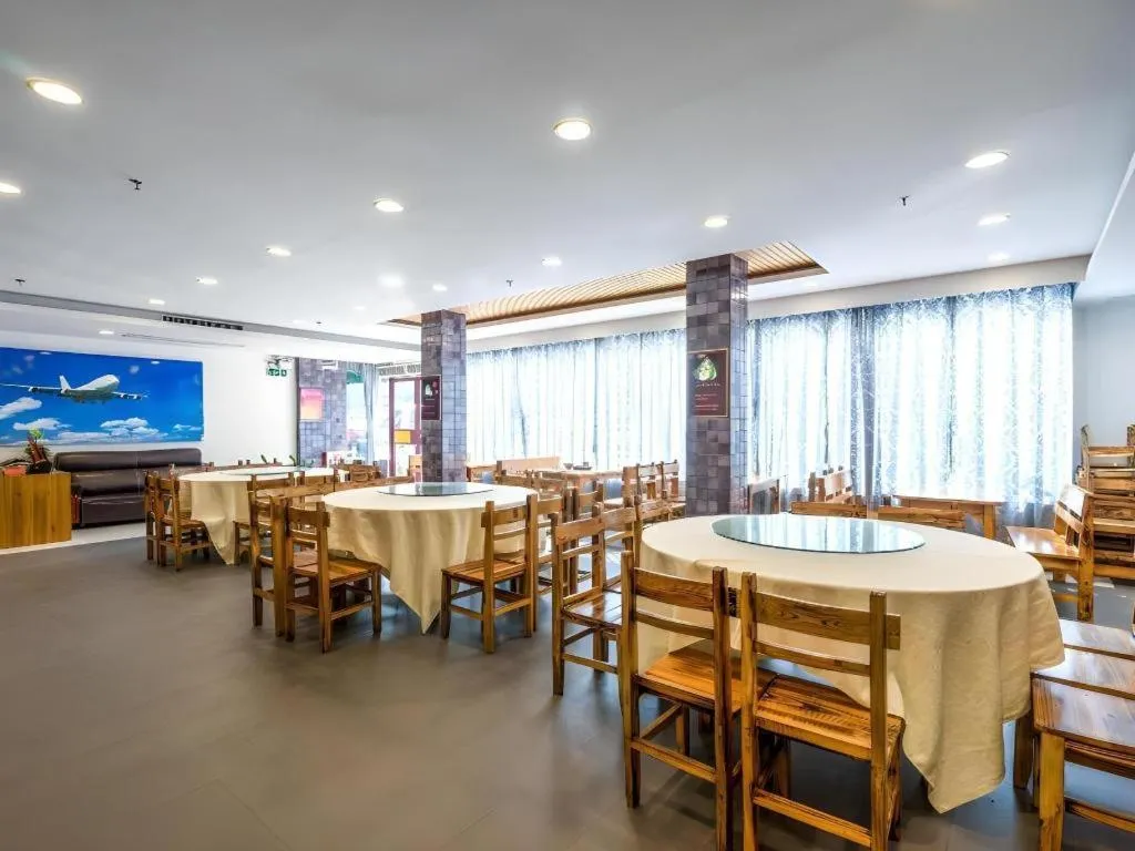 Renhe Good East Hotel