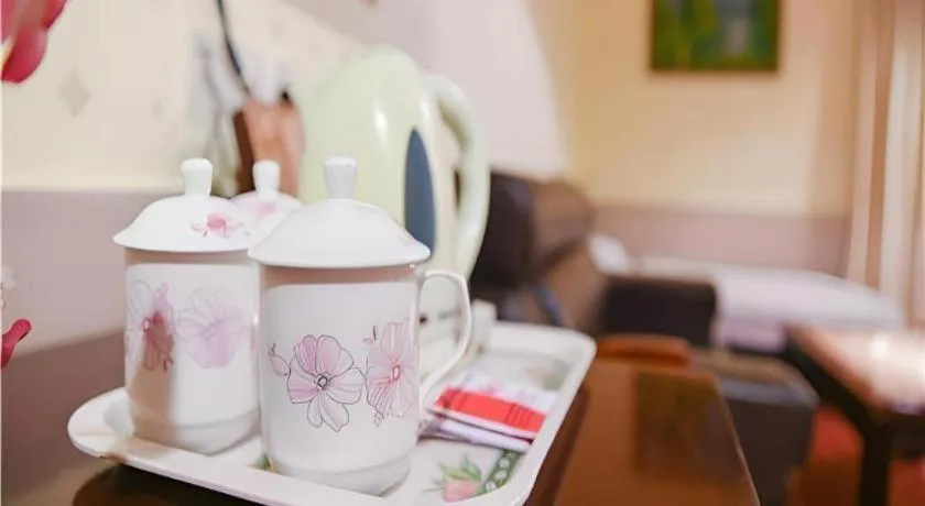 Renhe Good East Hotel