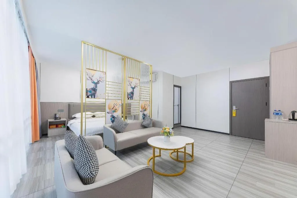 Renhe Good East Hotel