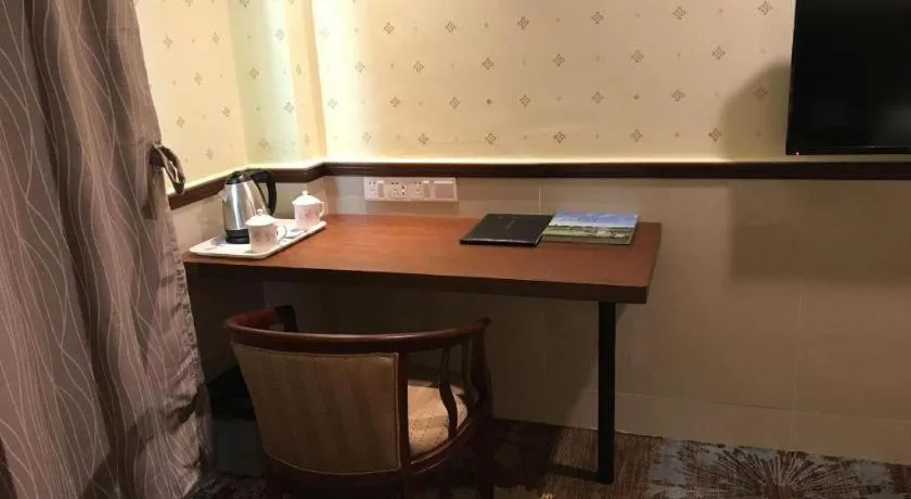 Renhe Good East Hotel