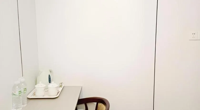 Renhe Good East Hotel