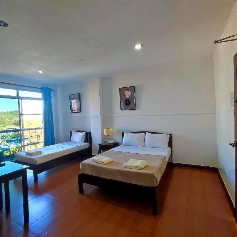 Bed in NYC Manhattan Suites