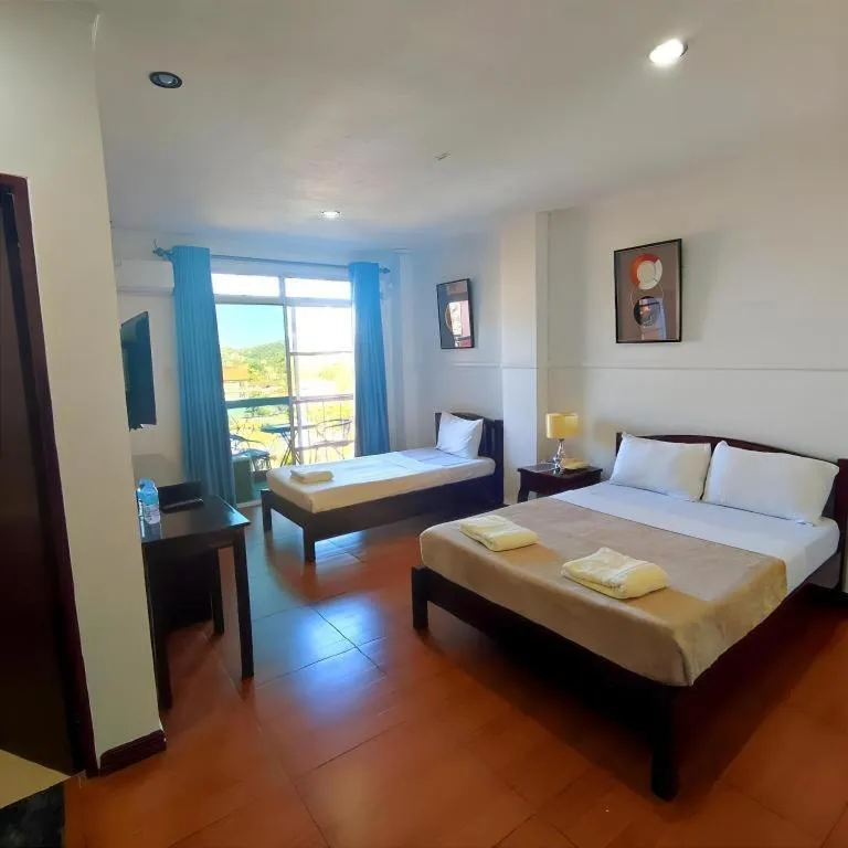 Bed in NYC Manhattan Suites