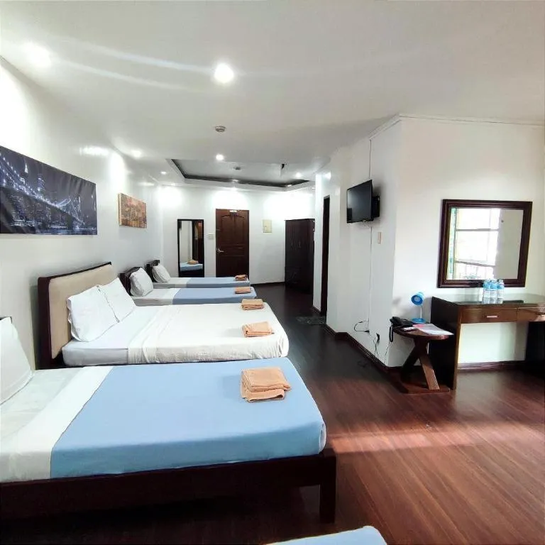 Bed in NYC Manhattan Suites