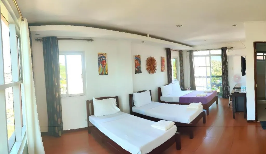 Bed in NYC Manhattan Suites