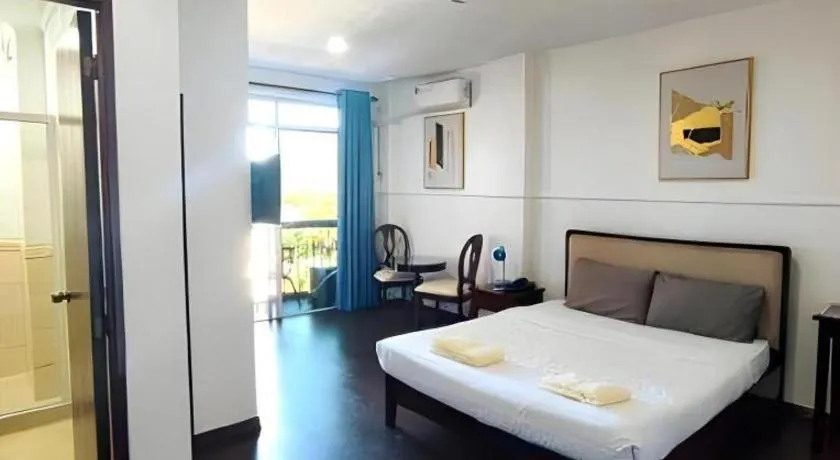 Bed in NYC Manhattan Suites