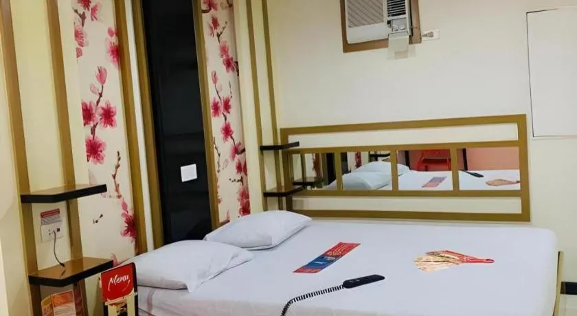 Bed in Hotel Sogo Tarlac