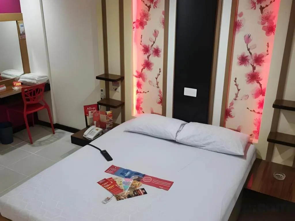 Bed in Hotel Sogo Tarlac