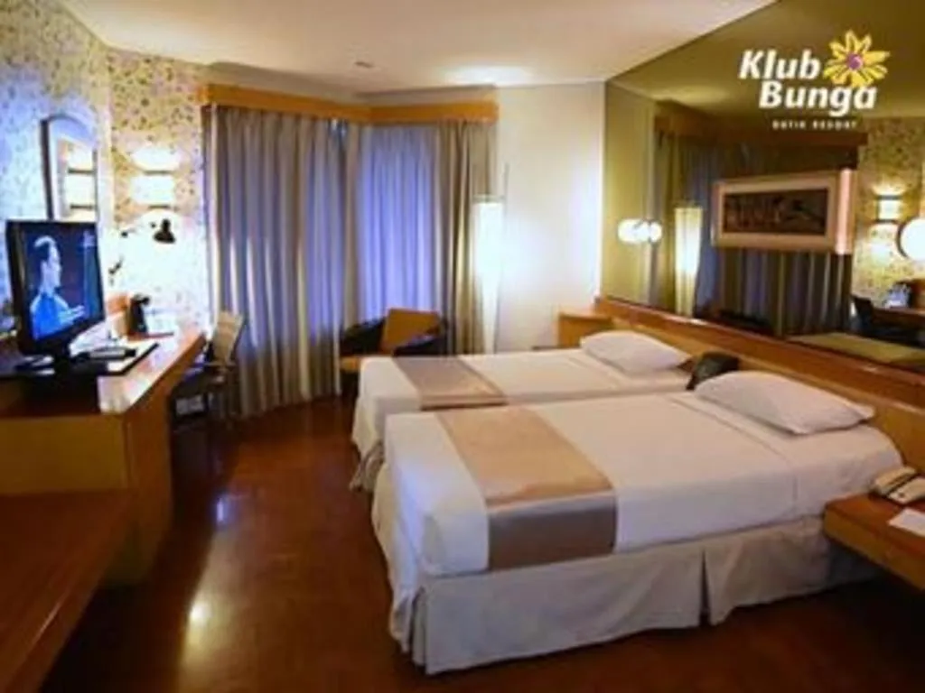Bed in KLUB BUNGA THEME PARK HOTEL