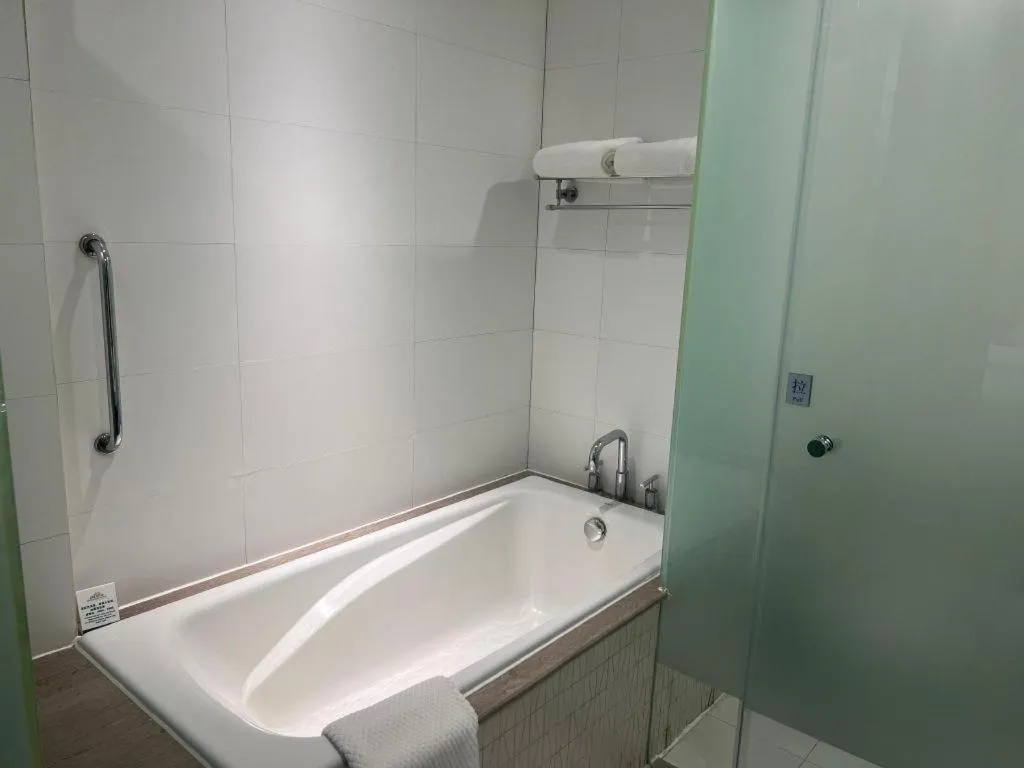 Guangdong Nanmei Osotto Hotel