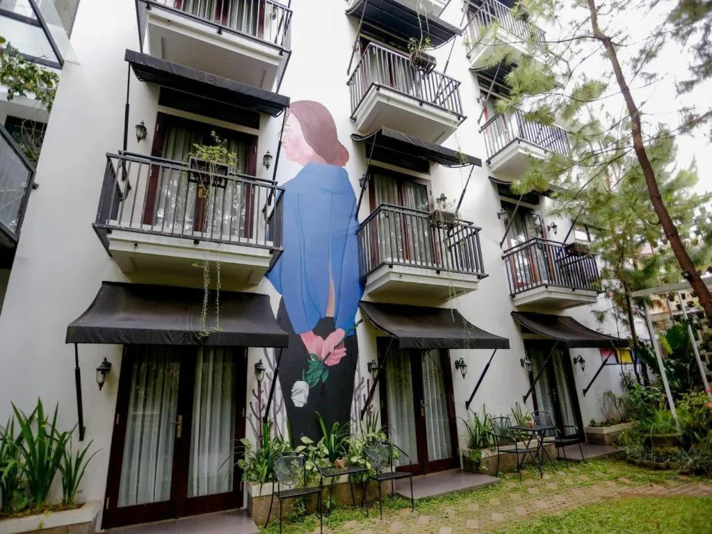 The Silk at Dago Boutique Hotel