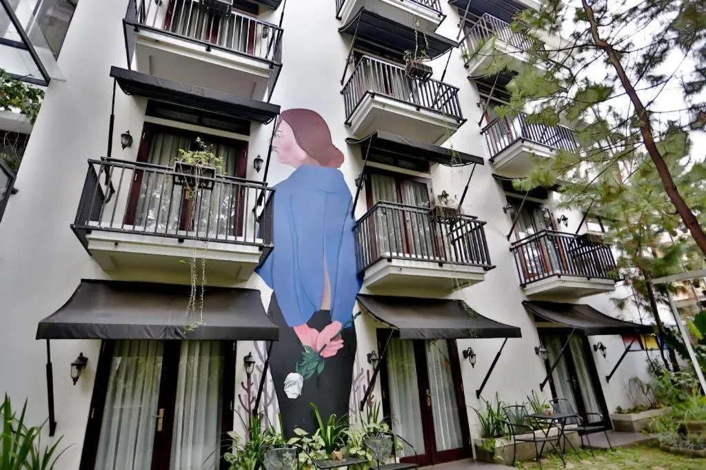 The Silk at Dago Boutique Hotel