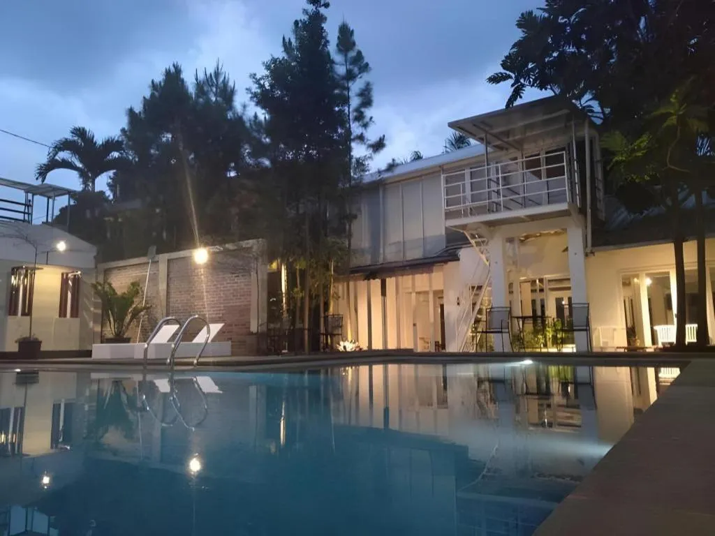 The Silk at Dago Boutique Hotel