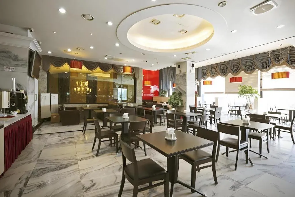 Metro Tourist Hotel Cheonan