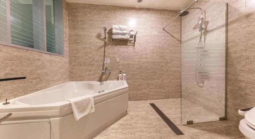 Metro Tourist Hotel Cheonan