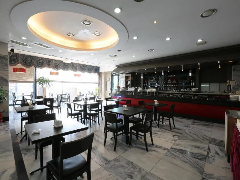 Metro Tourist Hotel Cheonan